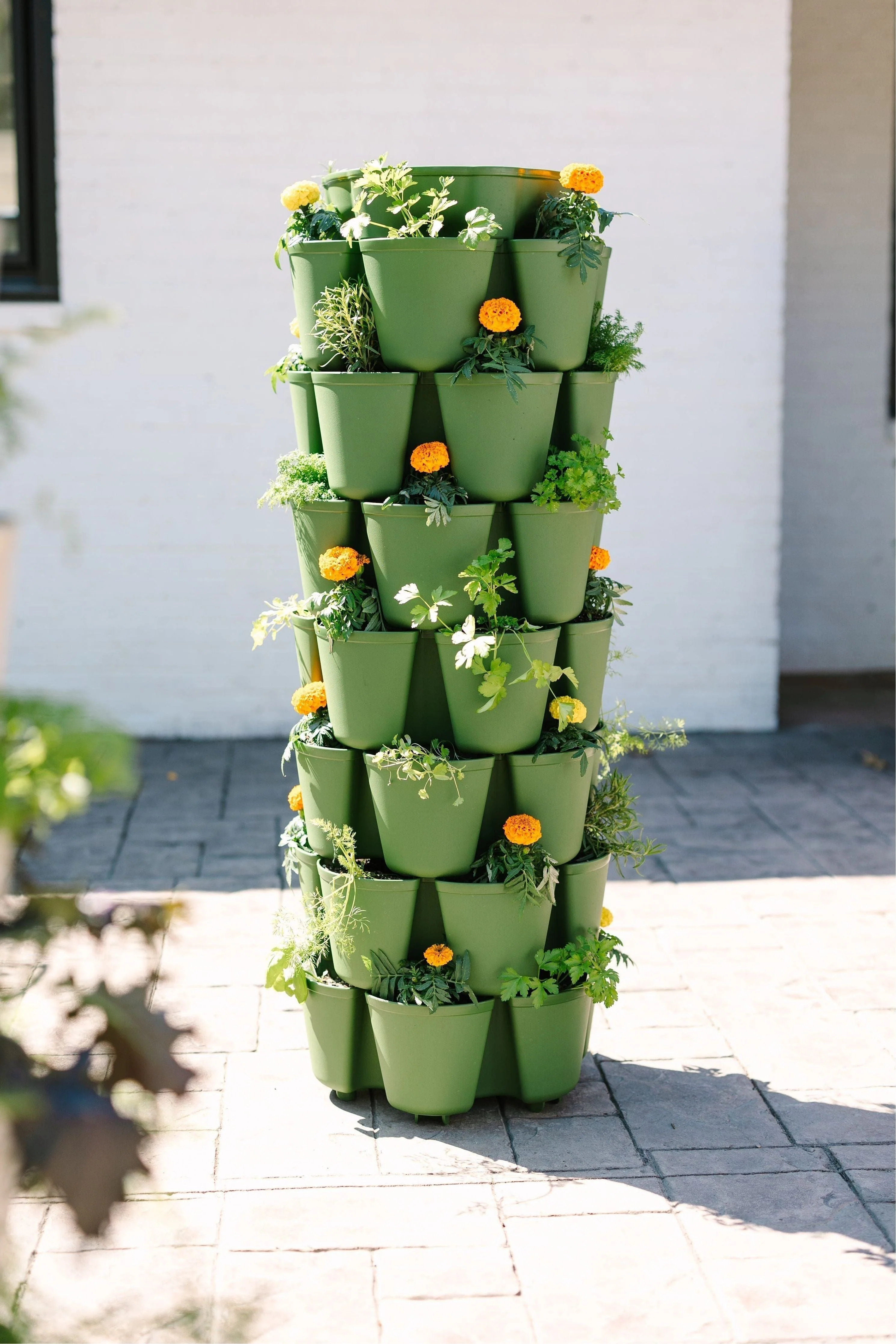 7 Tier GreenStalk Garden Leaf Vertical Planter - Basic Texture - Image 3