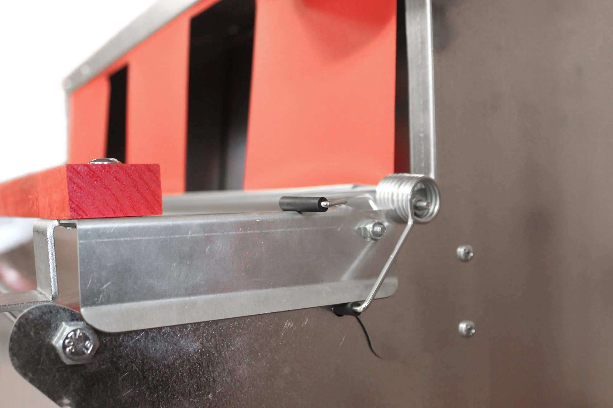 AutoRoost 2.0 - Automatic Nest Box Opener - Image 7