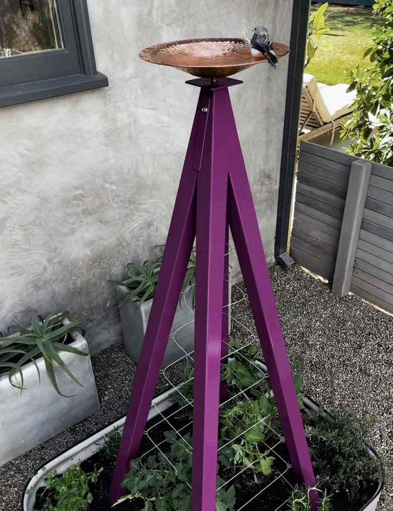 Bird Bath with Trellis - Image 4