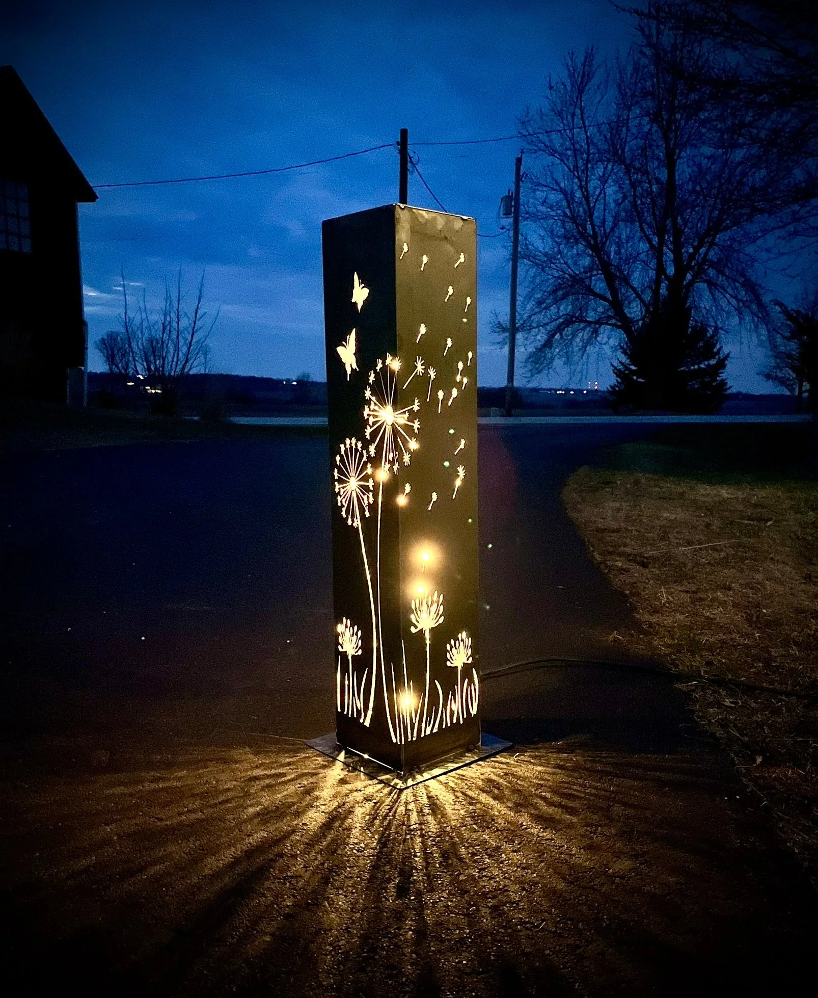 Blowing Dandelions Steel Luminary Pillar | Solar Light - Image 2