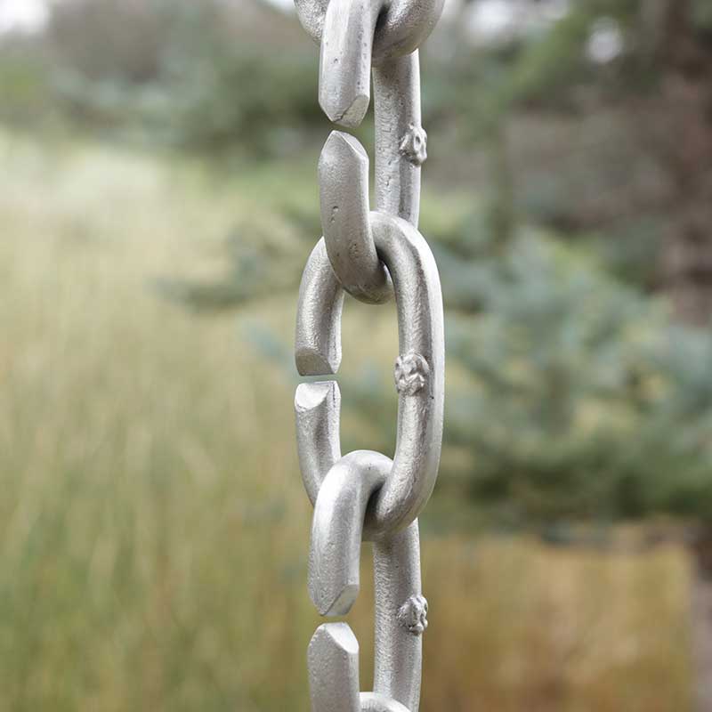 Cast Oval Links Rain Chain - Image 3