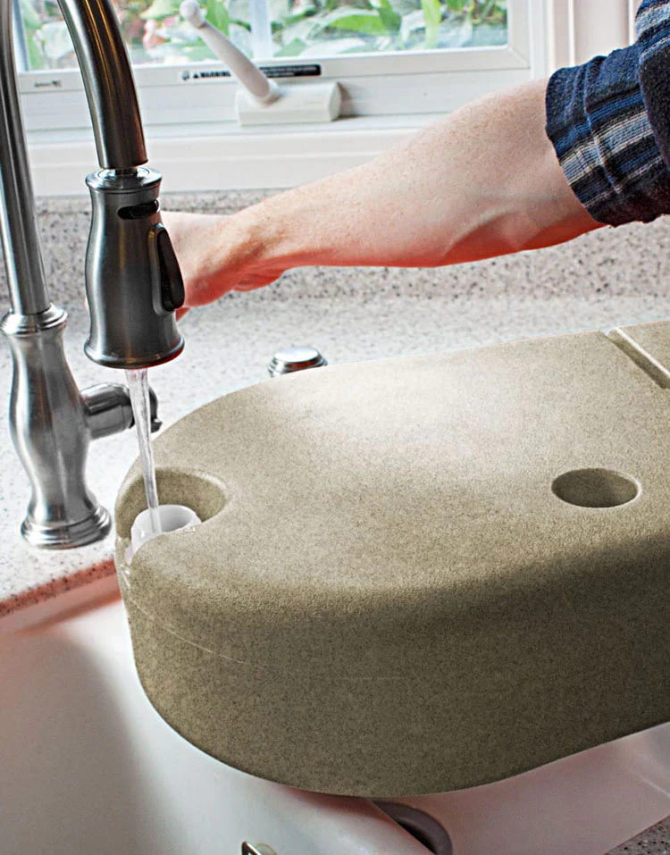 Dine N Dash - Feeding & Watering System - Image 6