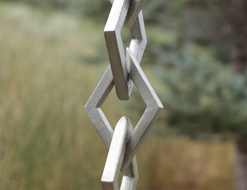 Diamond Links Rain Chain - Image 11