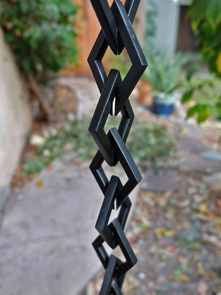 Diamond Links Rain Chain - Image 2