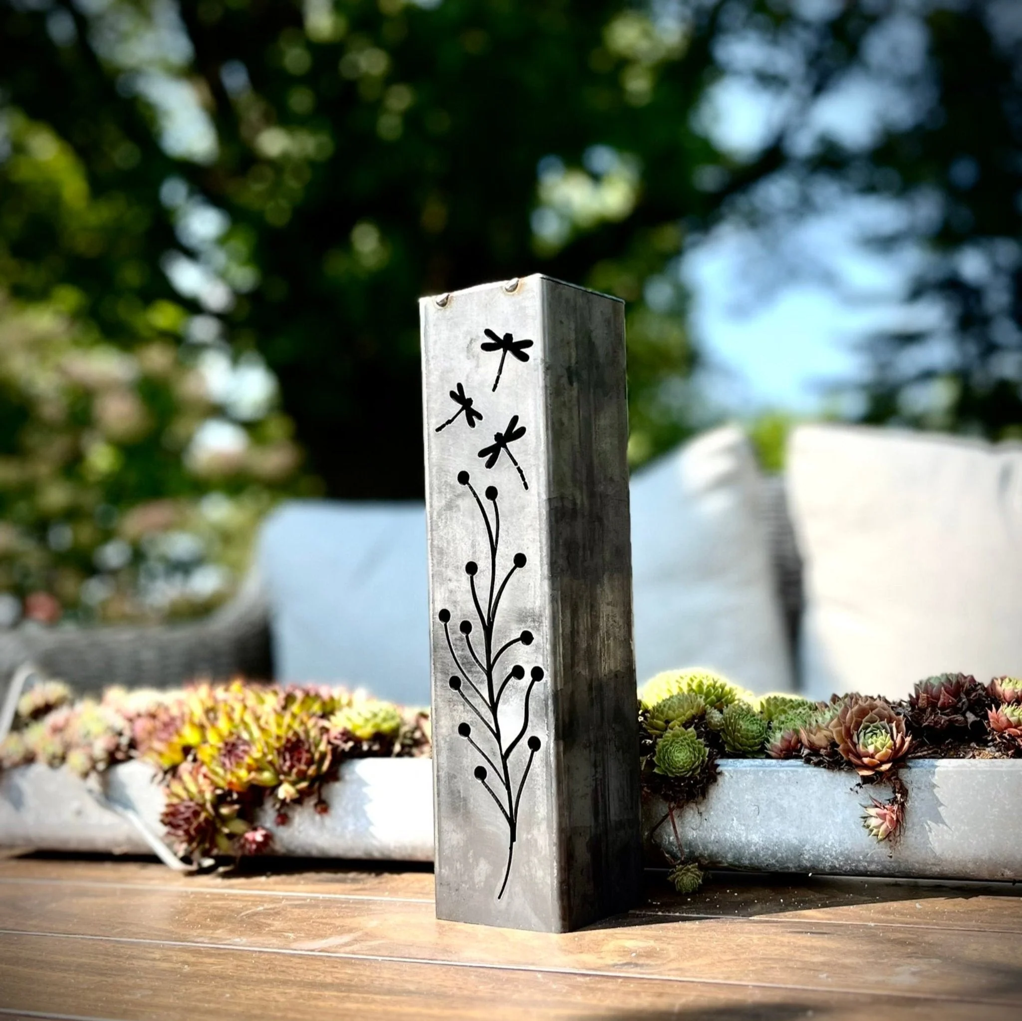 Dragonfly Branch Solar Luminary Pillar - Steel - Image 3