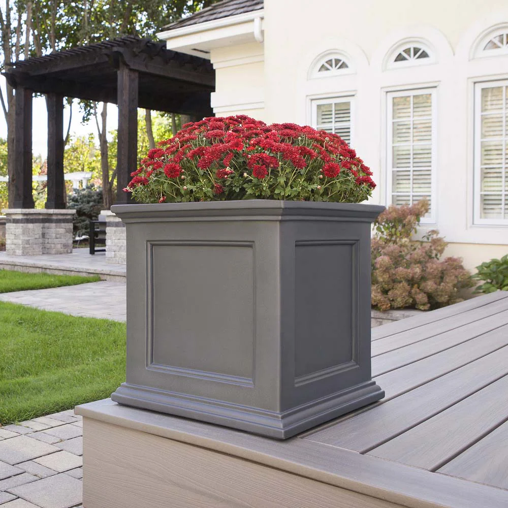 Fairfield 20in Square Planter - Image 3