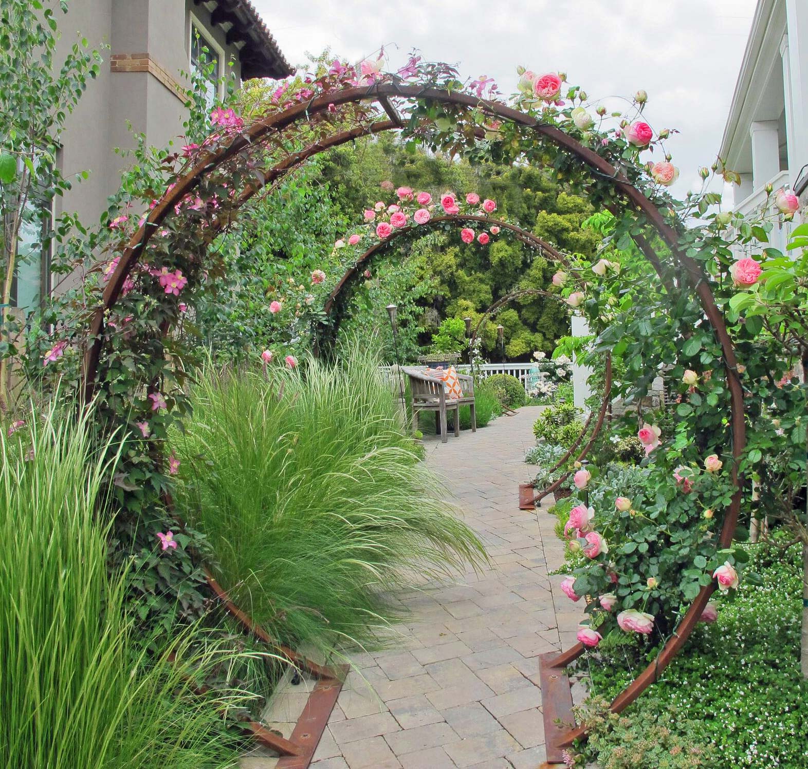 Gracie Modern Arbor - Image 14