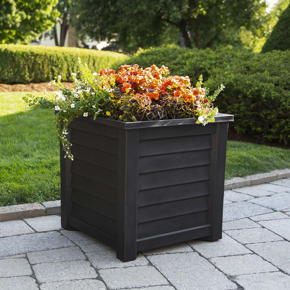 Lakeland 20in Square Planter - Image 2