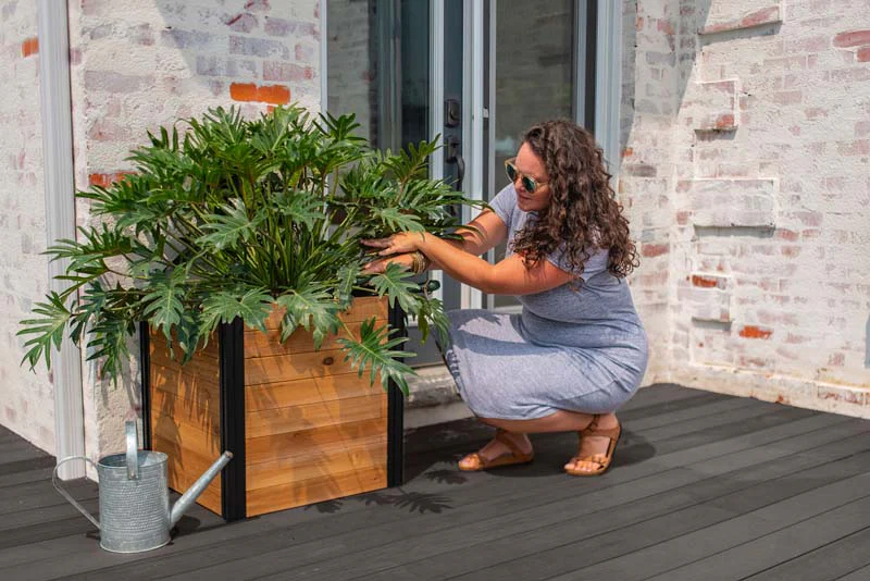 Mezza 22” Cube Planter - Image 3