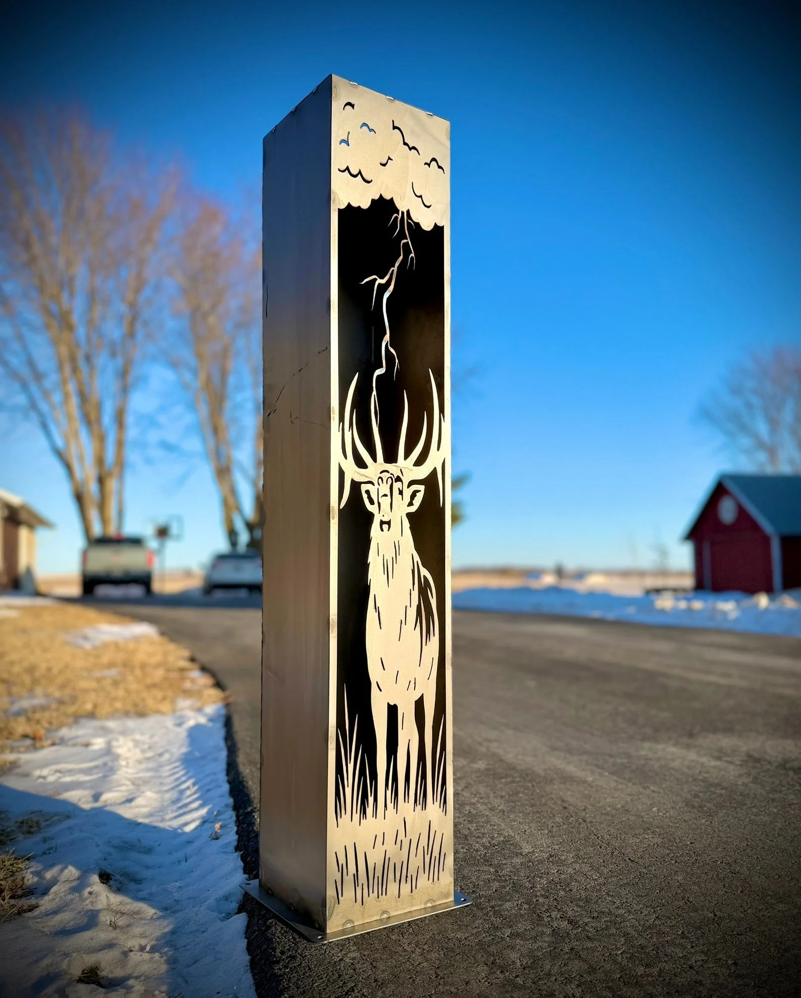 Monarch of the Storm Solar Pillar - Bull Elk - Steel - Image 2