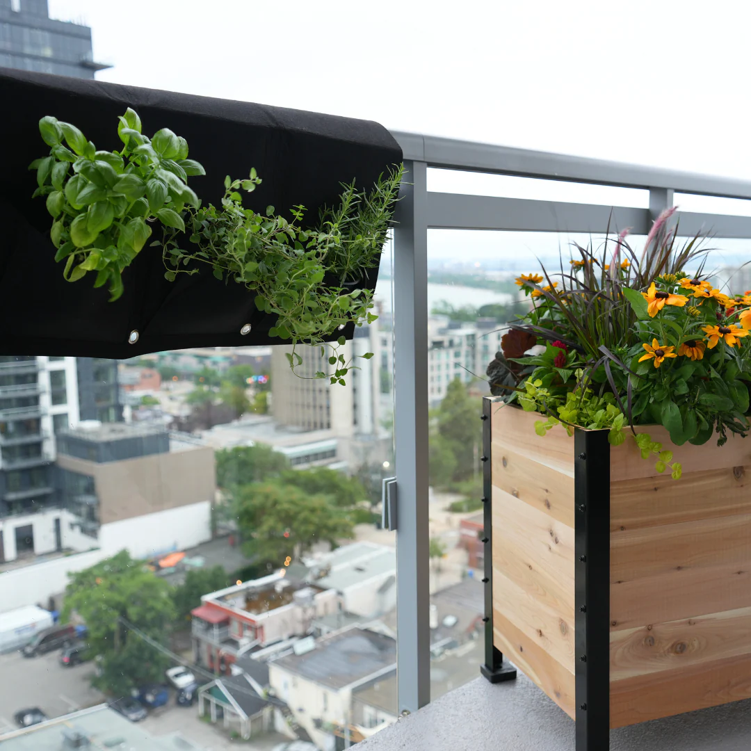 Railing Garden Pouches - Image 4