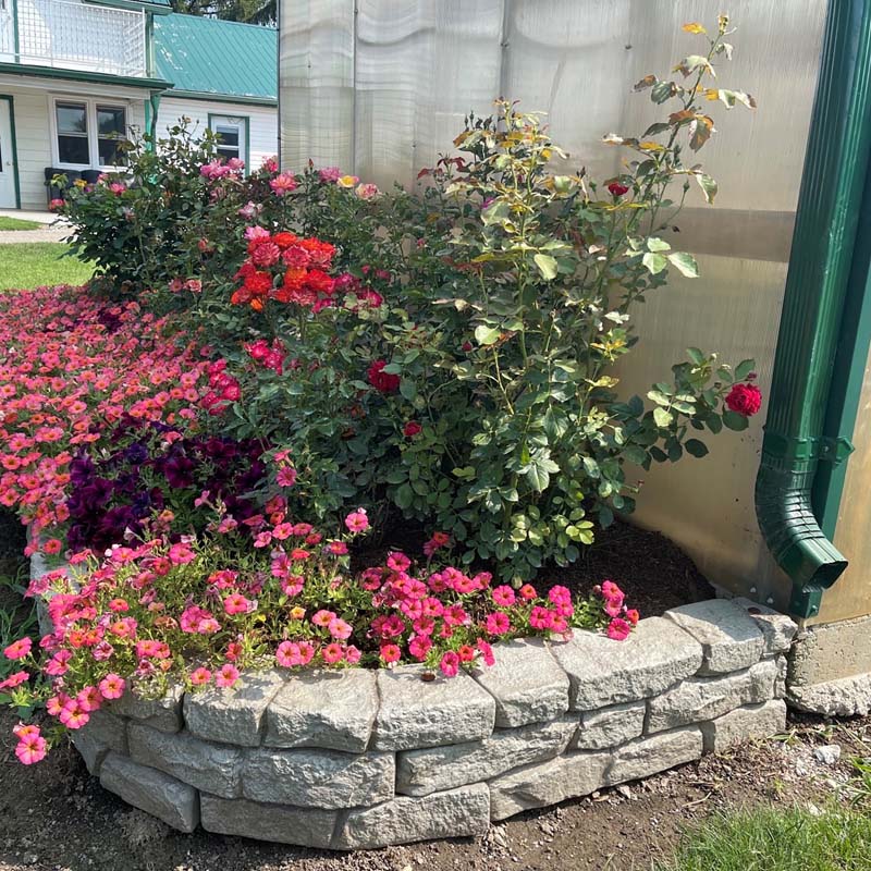 Rock Lock Raised Garden Bed - End Rocks - Image 6
