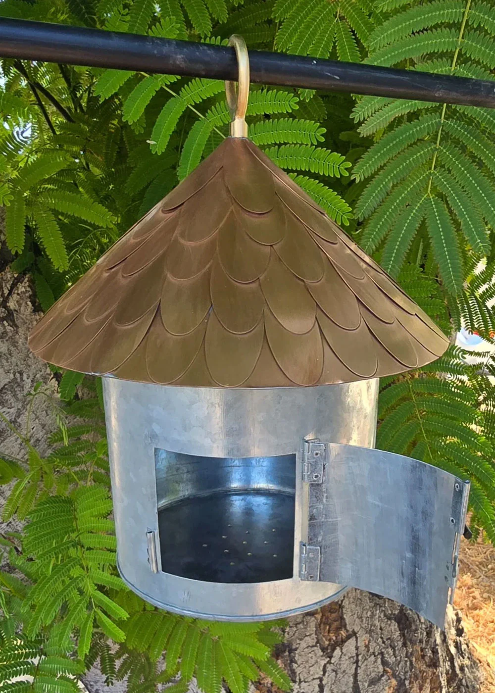 Round Cottage Bird House - Image 3