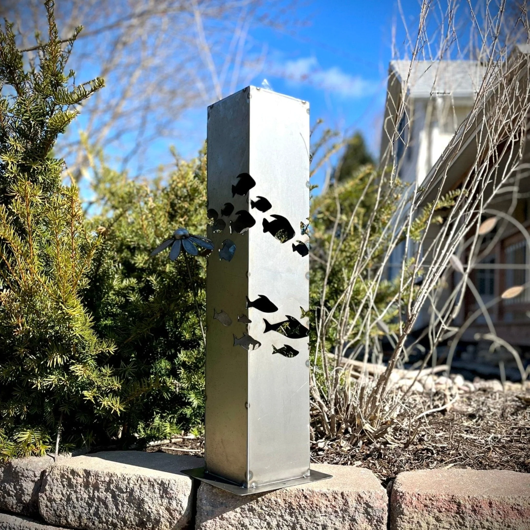 School of Fish Luminary Pillar | 30-inch - Image 3