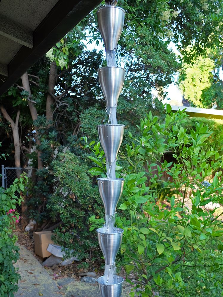 Smooth Cups Rain Chain - Image 3