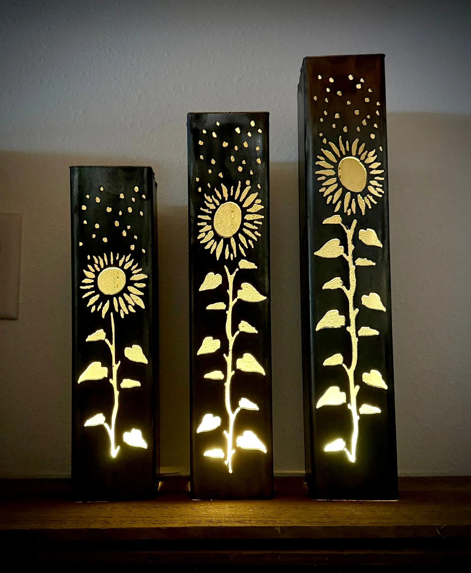 Sunflowers Under the Stars Indoor Luminary | Multiple Sizes - Image 4