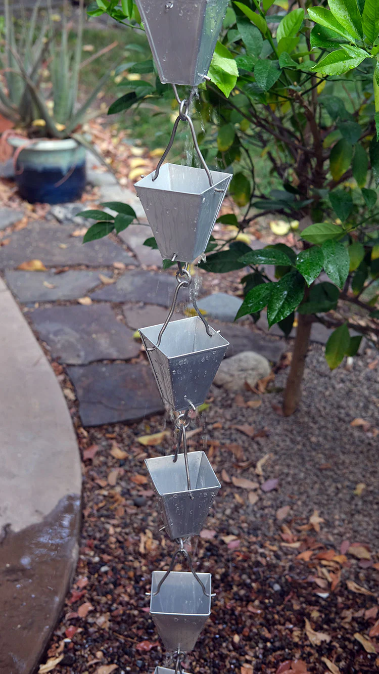 Tapered Square Cups Rain Chain - Image 3