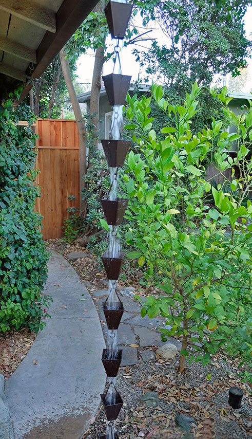 Tapered Square Cups Rain Chain - Image 6