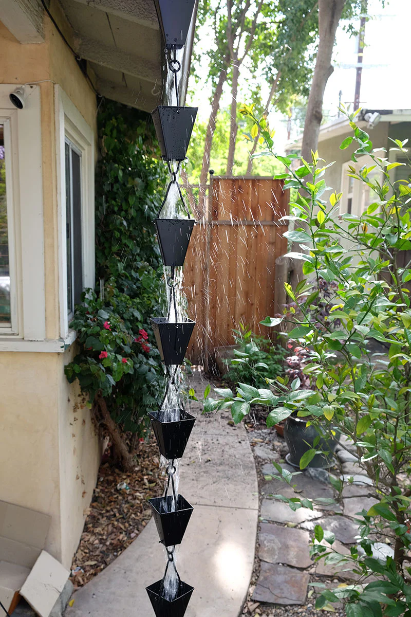 Tapered Square Cups Rain Chain - Image 9