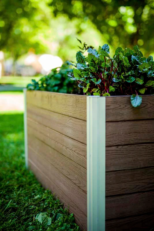 Urbana 4x4 Keyhole Composting Garden - Image 5
