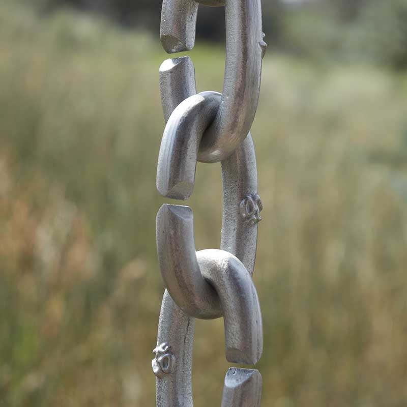 XL Cast Oval Links Rain Chain - Image 3