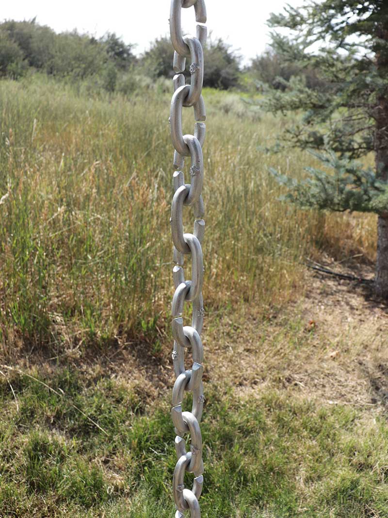 XL Cast Oval Links Rain Chain - Image 4